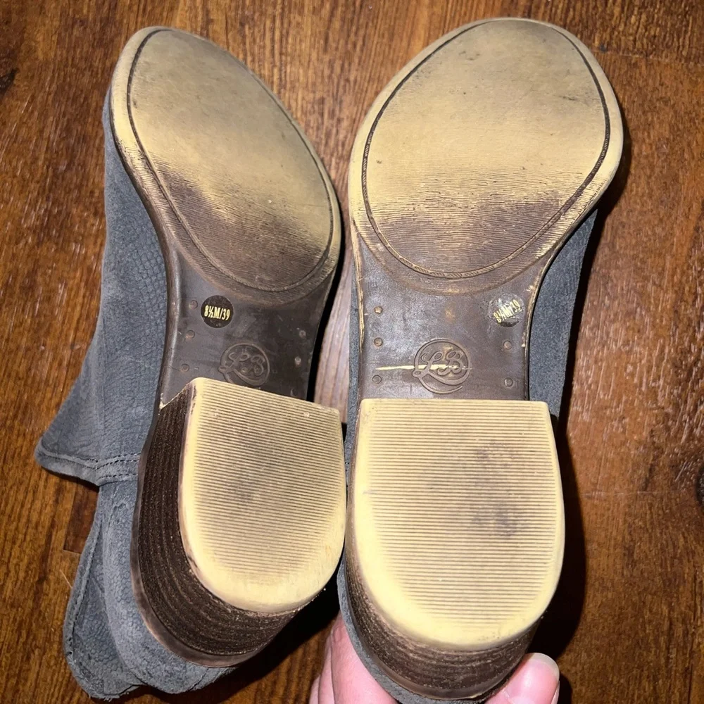 Lucky Brand Gray Snakeskin Leather Low Block Heel Ankle Boots Size 8.5 - Picture 8 of 9